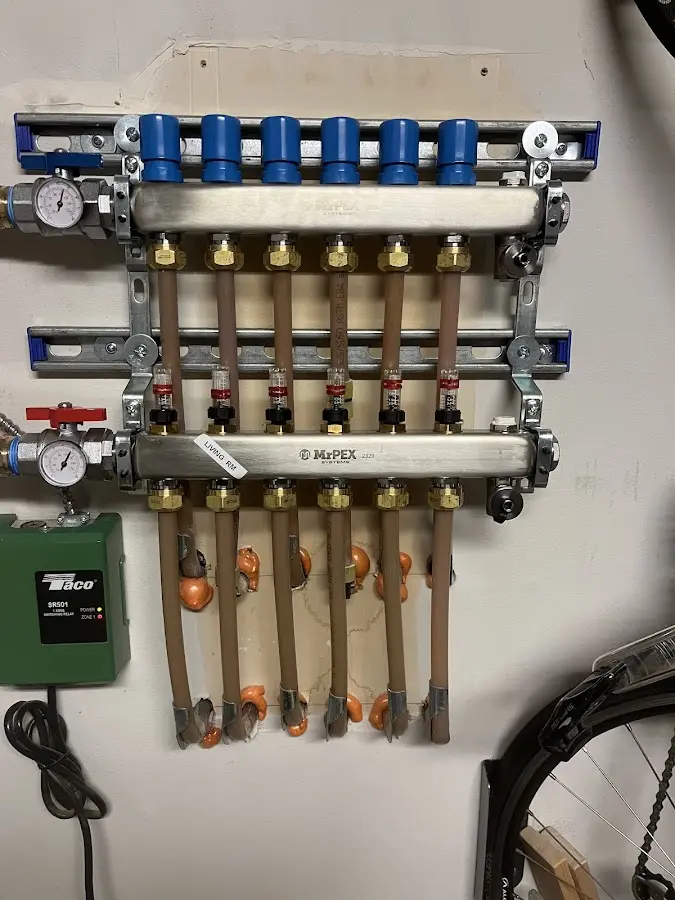 Plumber performing Leak Detection at a residential property in White City