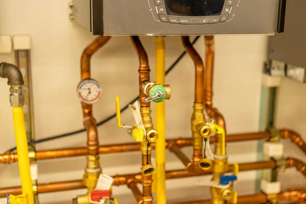 Licensed technician providing Slab Leak Repair for a homeowner in White City